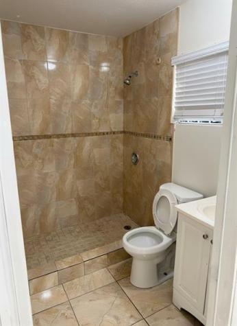 691 NW 187th Street Miami FL 33169