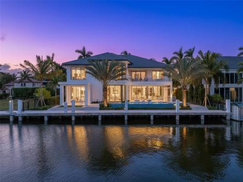 24 Fiesta Way Fort Lauderdale FL 33301