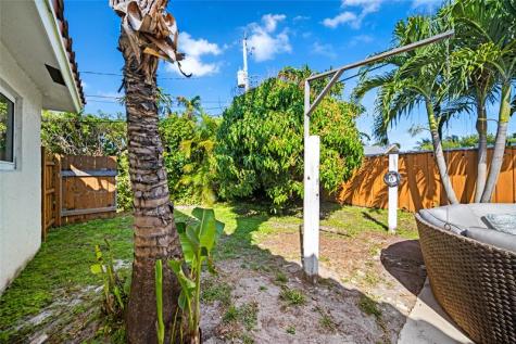 1040 SW 12th Avenue Boca Raton FL 33486
