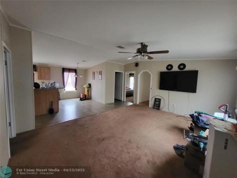 1057 Blue Heron Moore Haven FL 33471