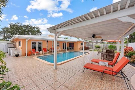 5284 NE 18th Terrace Fort Lauderdale FL 33308