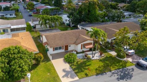 5710 NW 68th Terrace Tamarac FL 33321