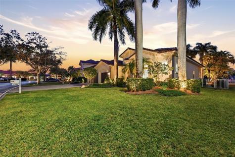 12345 NW 48th Drive Coral Springs FL 33076