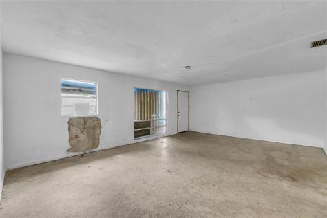 803 Palm Avenue Fort Pierce FL 34982