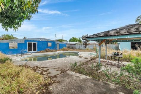 803 Palm Avenue Fort Pierce FL 34982