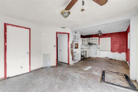 803 Palm Avenue Fort Pierce FL 34982