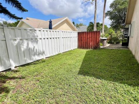 7321 NW 38th Court Coral Springs FL 33065