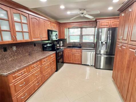 7321 NW 38th Court Coral Springs FL 33065