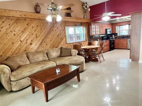 7321 NW 38th Court Coral Springs FL 33065
