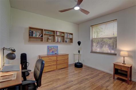 1125 E Waterside Circle Weston FL 33327