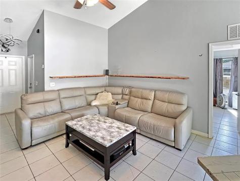 3043 SE Banyan Street Stuart FL 34997