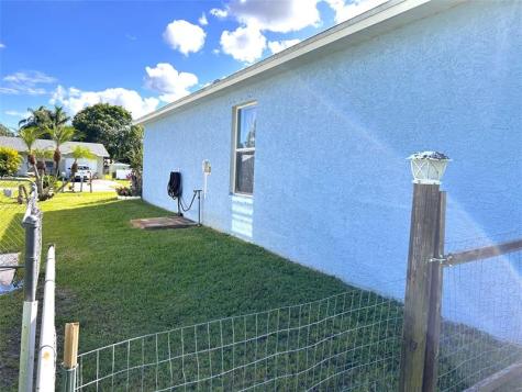 3043 SE Banyan Street Stuart FL 34997