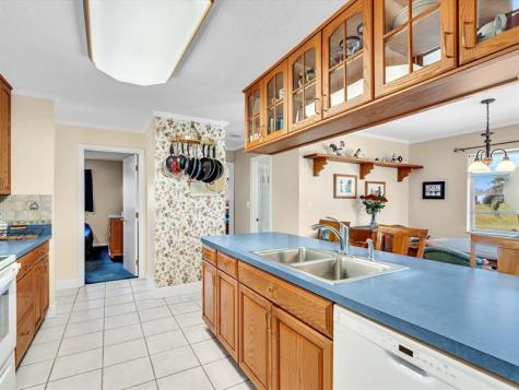 8140 NW 13th Place Coral Springs FL 33071