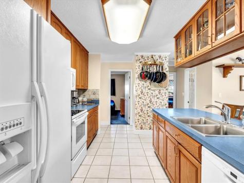 8140 NW 13th Place Coral Springs FL 33071