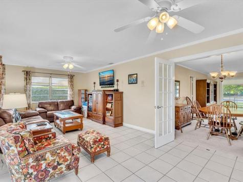 8140 NW 13th Place Coral Springs FL 33071