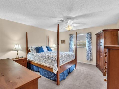 8140 NW 13th Place Coral Springs FL 33071