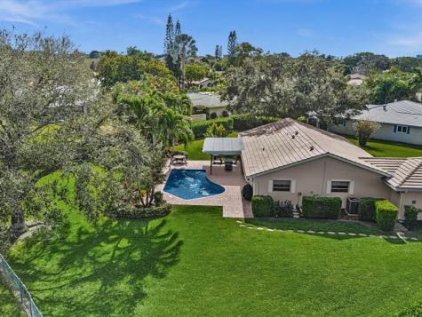 8140 NW 13th Place Coral Springs FL 33071