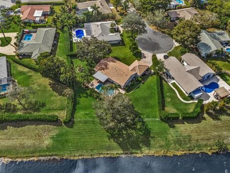 8140 NW 13th Place Coral Springs FL 33071