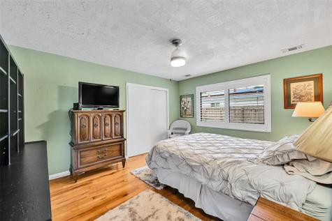 900 SE 13th Court Deerfield Beach FL 33441