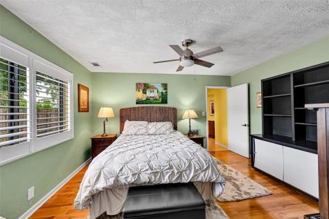 900 SE 13th Court Deerfield Beach FL 33441