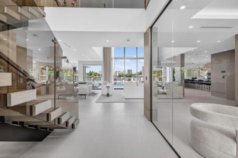 2533 Aqua Vista Boulevard Fort Lauderdale FL 33301