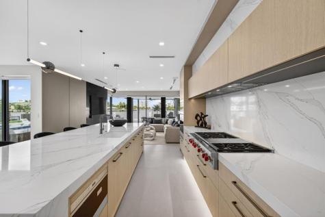 2533 Aqua Vista Boulevard Fort Lauderdale FL 33301