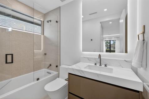 2533 Aqua Vista Boulevard Fort Lauderdale FL 33301