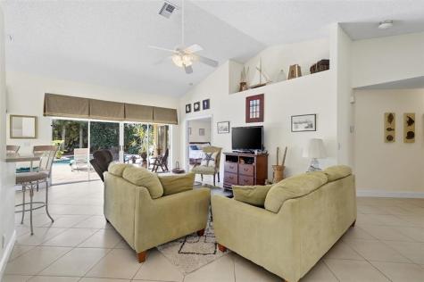 3800 Riverside Way Delray Beach FL 33445