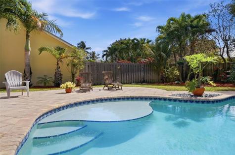 3800 Riverside Way Delray Beach FL 33445