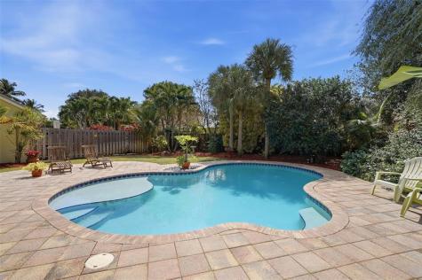 3800 Riverside Way Delray Beach FL 33445