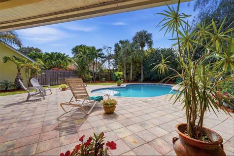 3800 Riverside Way Delray Beach FL 33445