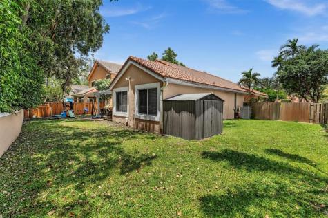10180 NW 5th Street Plantation FL 33324