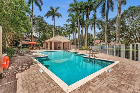 10180 NW 5th Street Plantation FL 33324