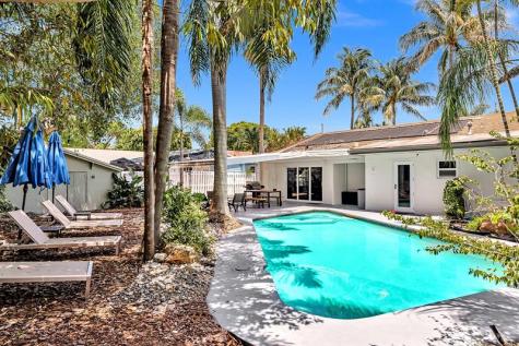 1580 NE 35th Street Oakland Park FL 33334