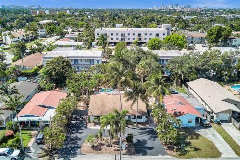 1580 NE 35th Street Oakland Park FL 33334