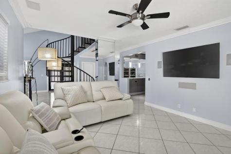 6500 SW 13th Street Plantation FL 33317