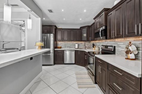 6500 SW 13th Street Plantation FL 33317