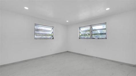 8850 NE 4th Avenue El Portal FL 33138