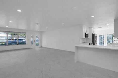 8850 NE 4th Avenue El Portal FL 33138
