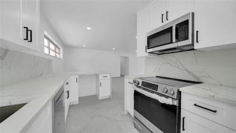 8850 NE 4th Avenue El Portal FL 33138
