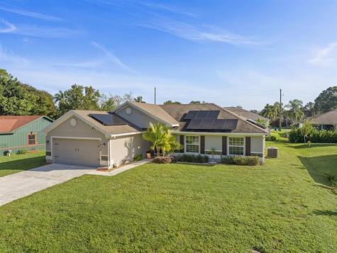 1532 Eastlake Lane Sebastian FL 32958