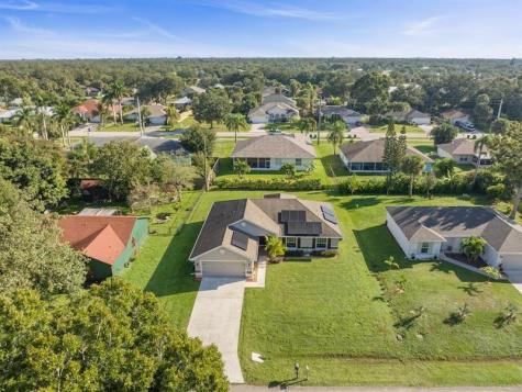 1532 Eastlake Lane Sebastian FL 32958