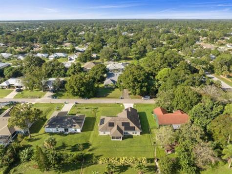 1532 Eastlake Lane Sebastian FL 32958