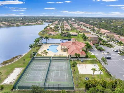 6300 Spring Lake Terrace Fort Pierce FL 34951