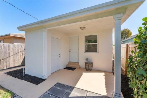 411 S E Street Lake Worth Beach FL 33460