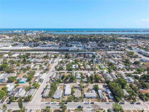 411 S E Street Lake Worth Beach FL 33460