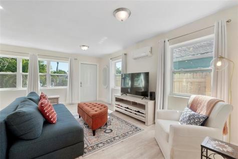 411 S E Street Lake Worth Beach FL 33460