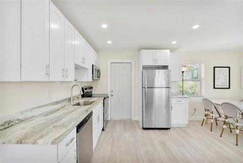 411 S E Street Lake Worth Beach FL 33460