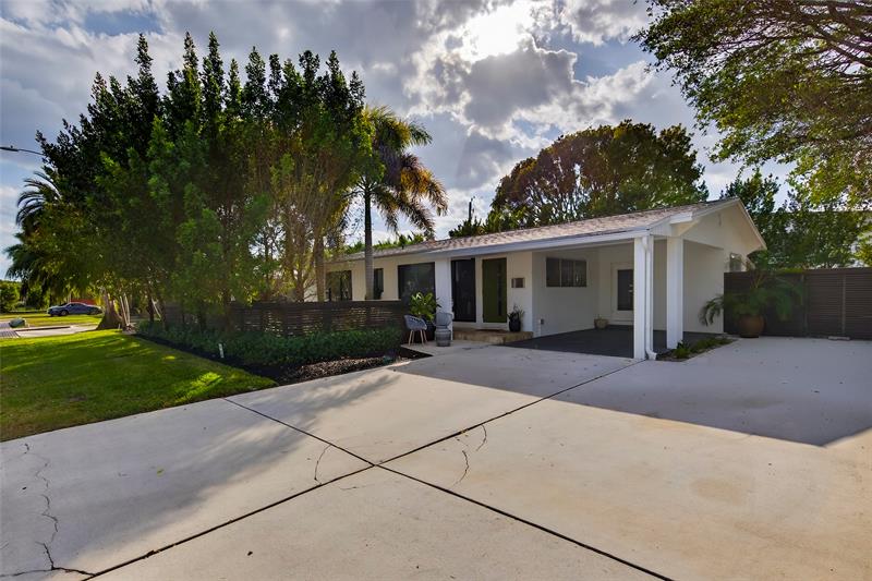 2701 NE 10th Terrace Wilton Manors FL 33334