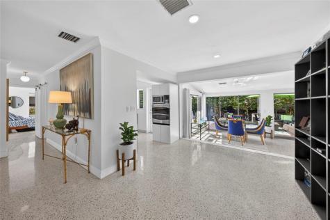 2701 NE 10th Terrace Wilton Manors FL 33334